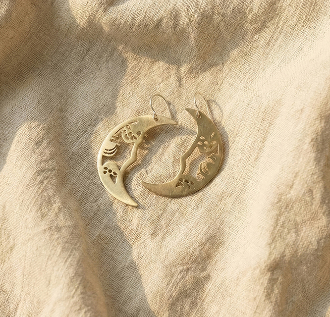 "Solsticio de Otoño" – Luna de Latón con Perno de Plata - Imagen 3